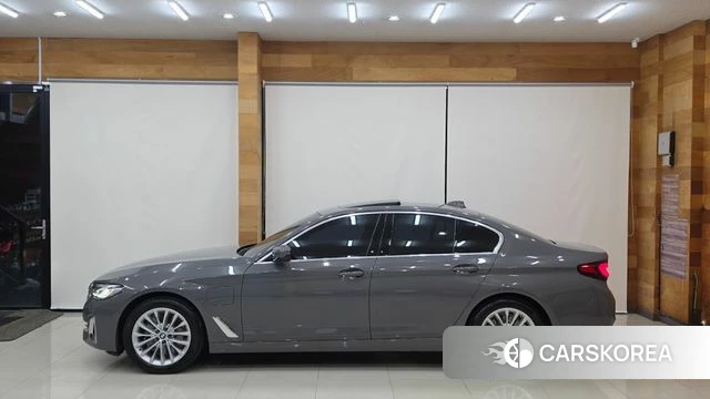 BMW 5 Series (G30) id 4785052 из Кореи 15