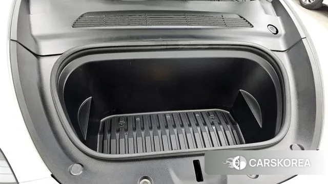 Tesla Model Y id 3605952 из Кореи 15