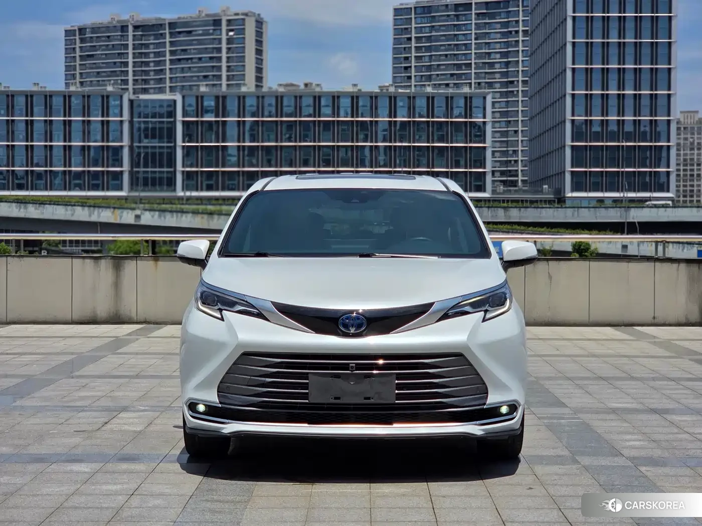 Toyota Sienna id 4622416 из Китая 15
