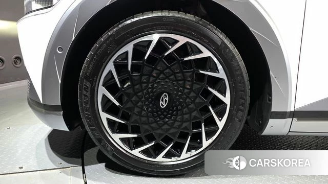 Hyundai Ionic 5 id 4518783 из Кореи 15