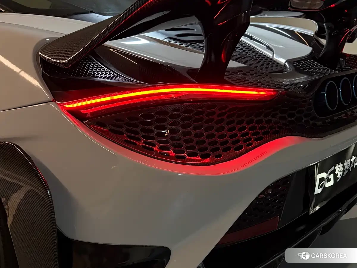 McLaren 720S id 4554066 из Китая 13