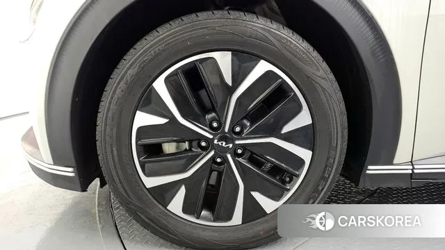 Kia EV6 id 3591988 из Кореи 15