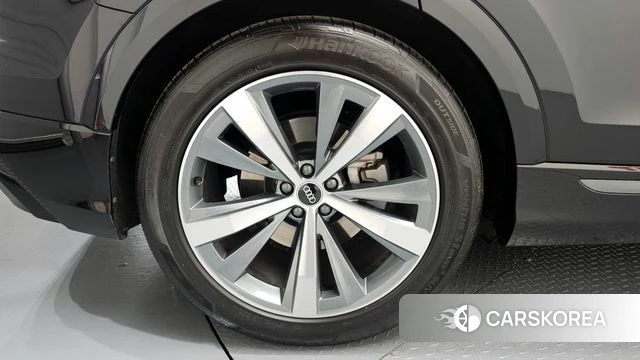 Audi Q8 (4M) id 3800074 из Кореи 15