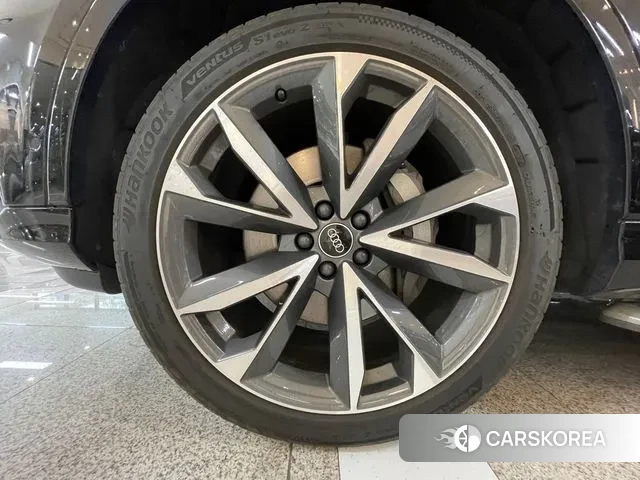 Audi Q7 (4M) id 2905167 из Кореи 9