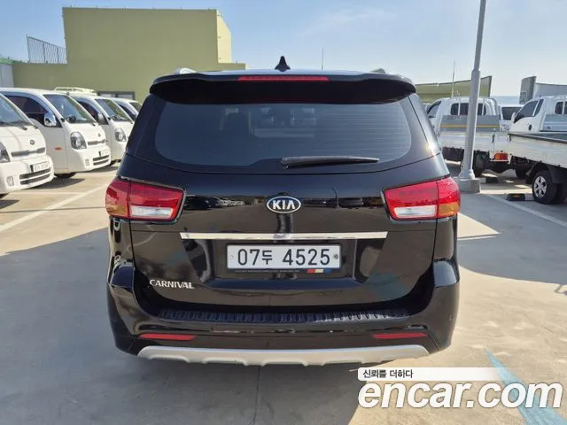 Kia All New Carnival id 2827833 из Кореи 15
