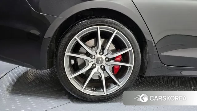 Genesis G70 id 3454879 из Кореи 15