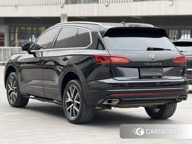 Volkswagen Touareg id 4276961 из Китая 11