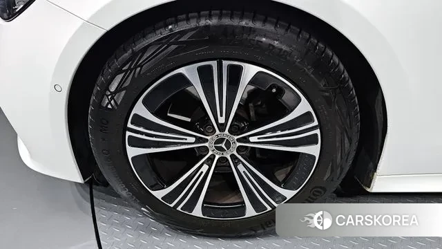 Mercedes-Benz E-Class W214 id 3502439 из Кореи 15