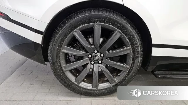 Land Rover Range Rover Velar id 3574175 из Кореи 15