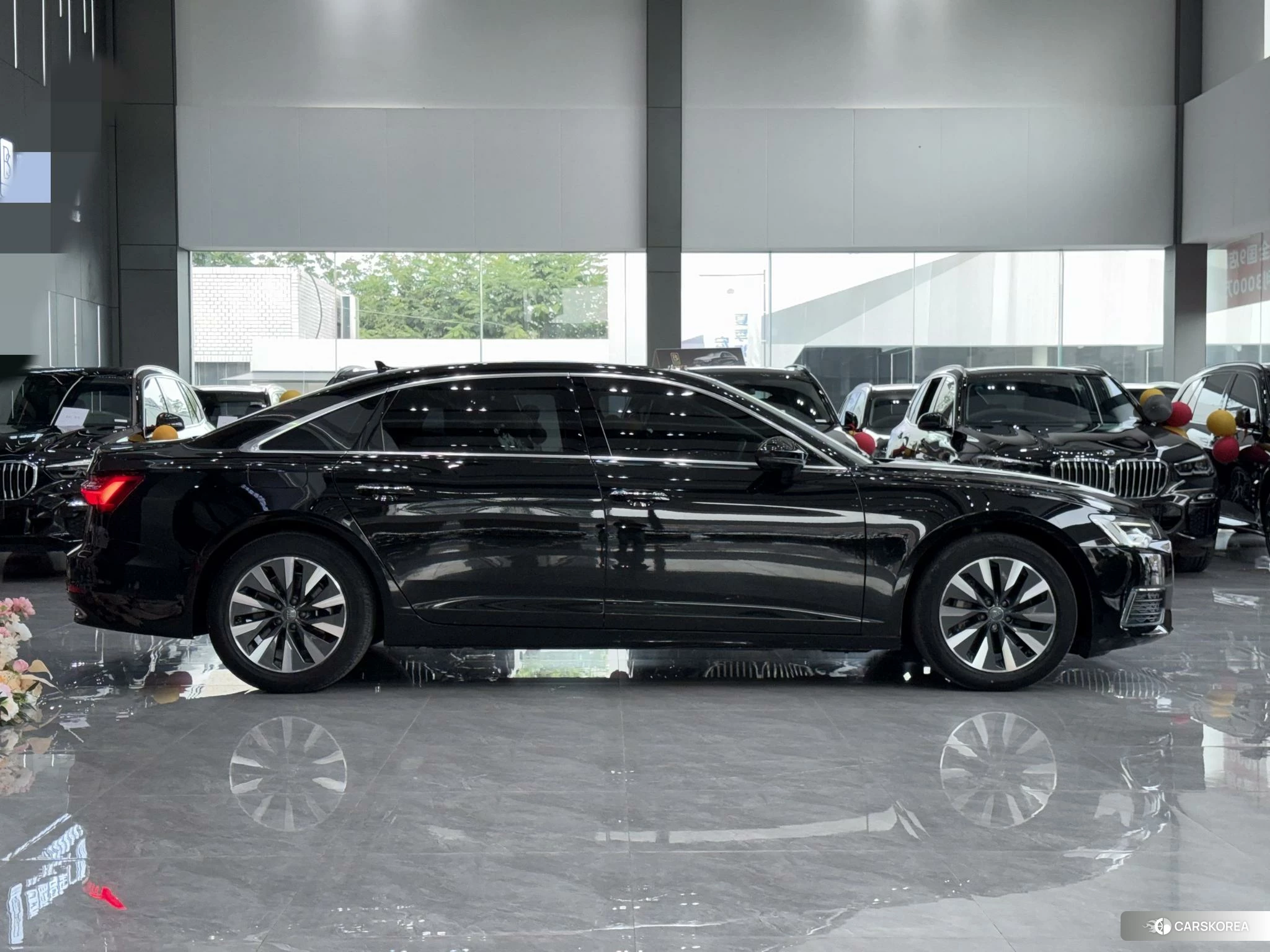 Audi A6L 2021 Черный из Китая, фото 5