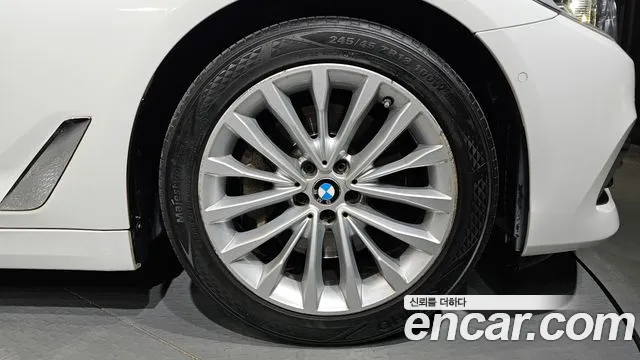 BMW 5 Series (G30) id 2499020 из Кореи 15