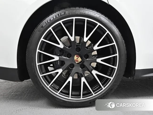 Porsche Panamera (972) id 3554971 из Кореи 15