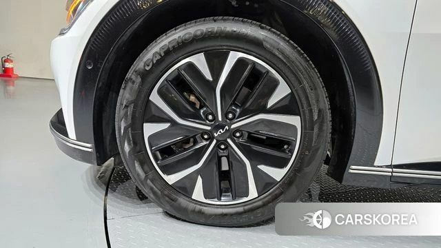 Kia EV6 id 3842477 из Кореи 15