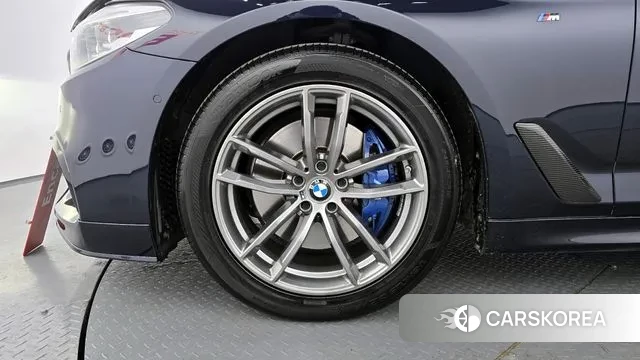 BMW 5 Series (G30) id 3742878 из Кореи 15