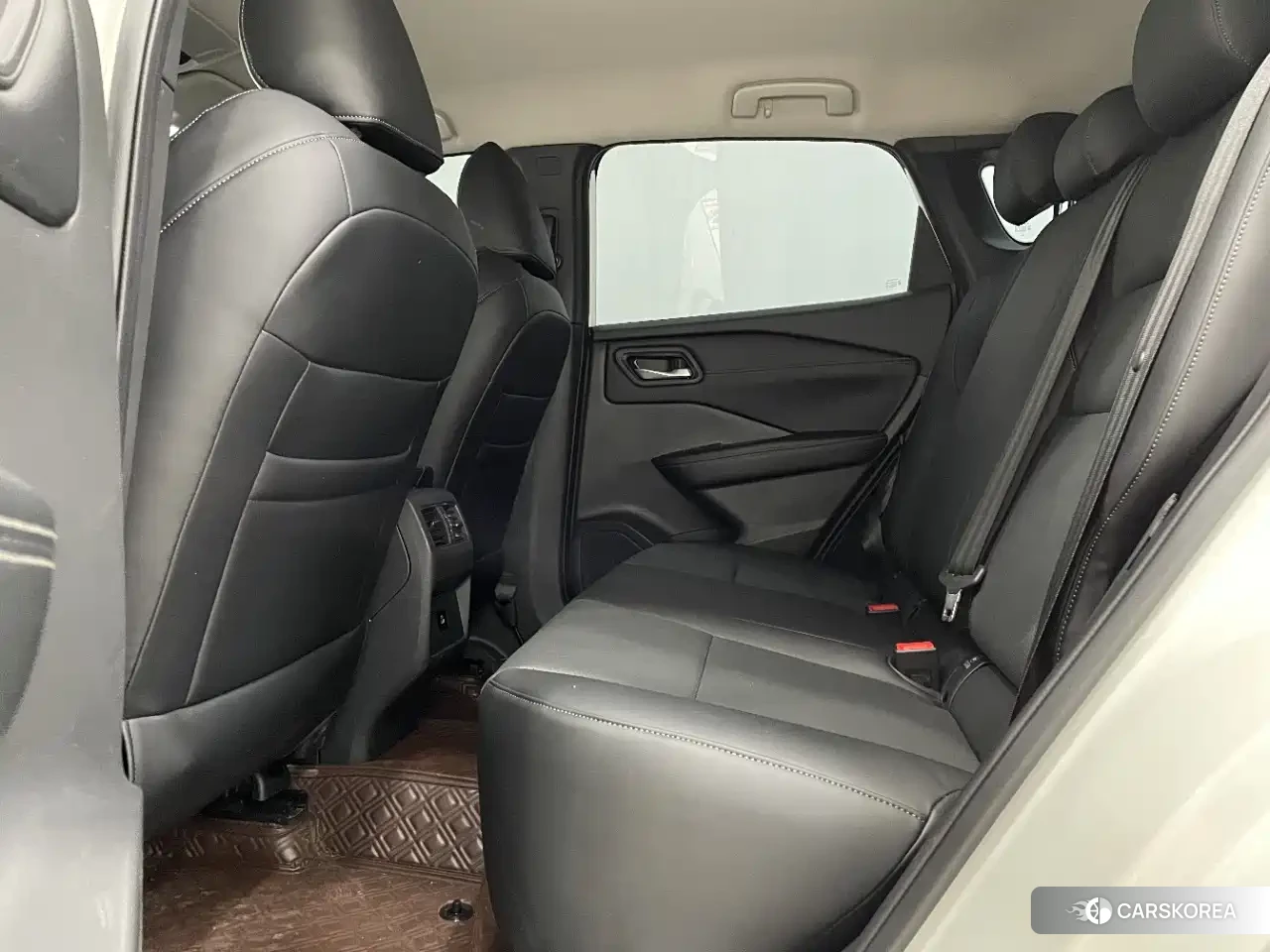 Nissan Qashqai id 4654987 из Китая 16