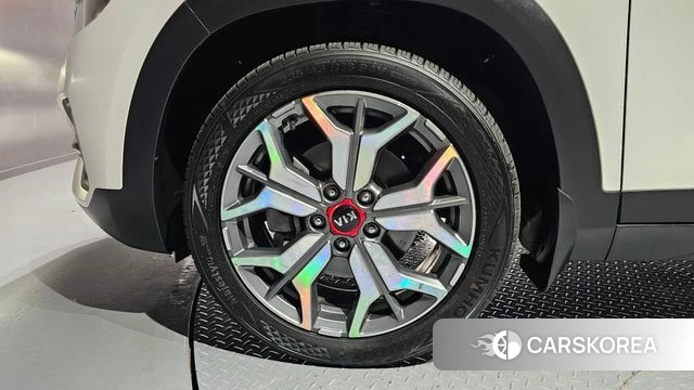 Kia Seltos id 4604829 из Кореи 25