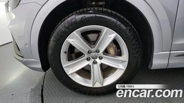 Audi Q8 (4M) id 2921103 из Кореи 15