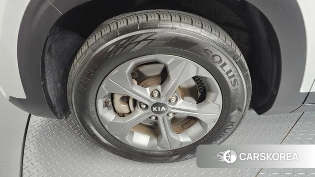 Kia Seltos id 4268753 из Кореи 26