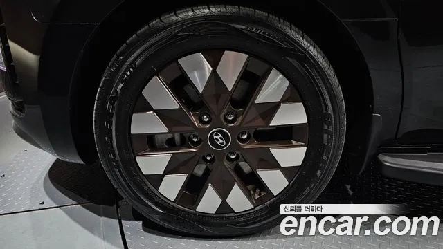 Hyundai Staria id 2350479 из Кореи 15