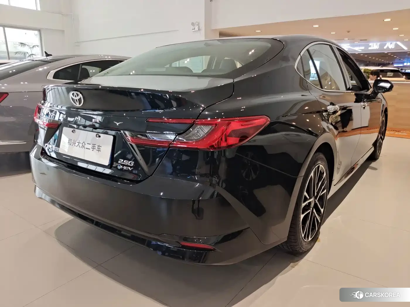 Toyota Camry 2025 Черный из Китая, фото 5