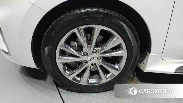 Kia The New Carnival id 4294952 из Кореи 15