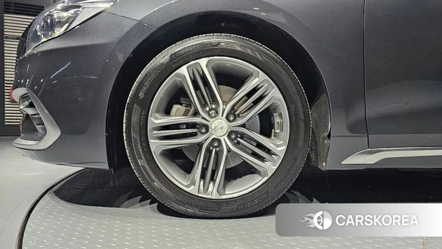 Hyundai Grandeur IG id 4269283 из Кореи 15