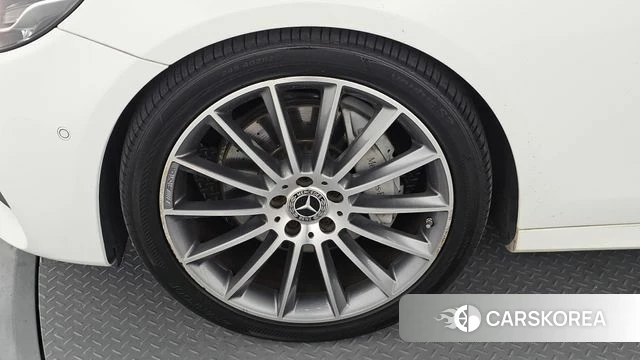 Mercedes-Benz E-Class W213 id 4318405 из Кореи 27
