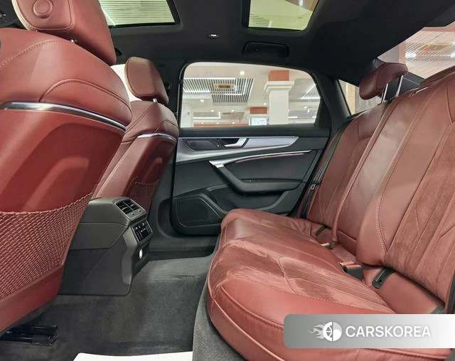 Audi A6L id 4257510 из Китая 14
