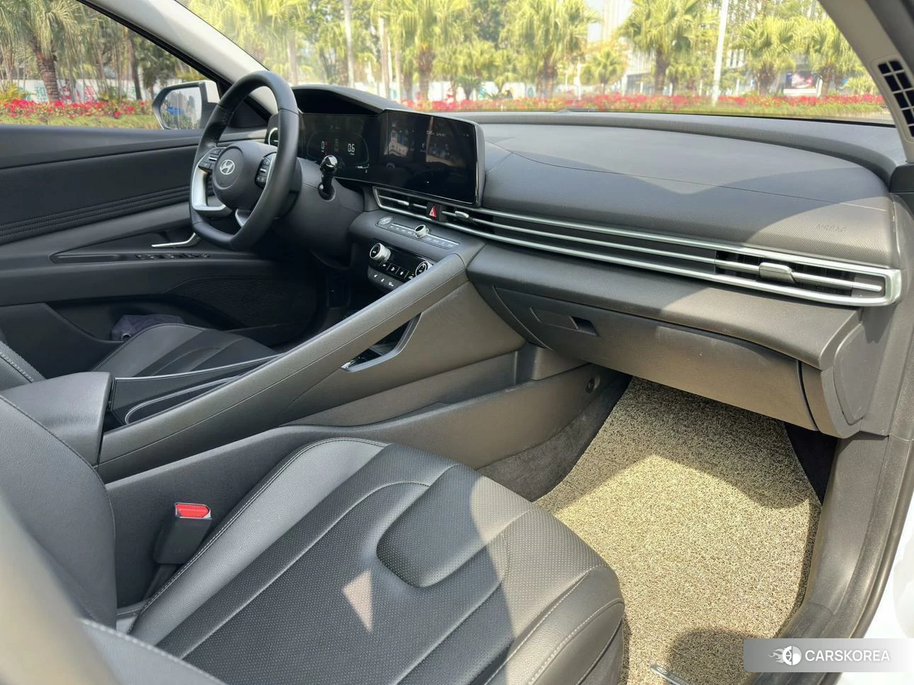 Hyundai Elantra id 4440677 из Китая 7