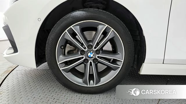 BMW 1 Series (F40) id 4409168 из Кореи 25