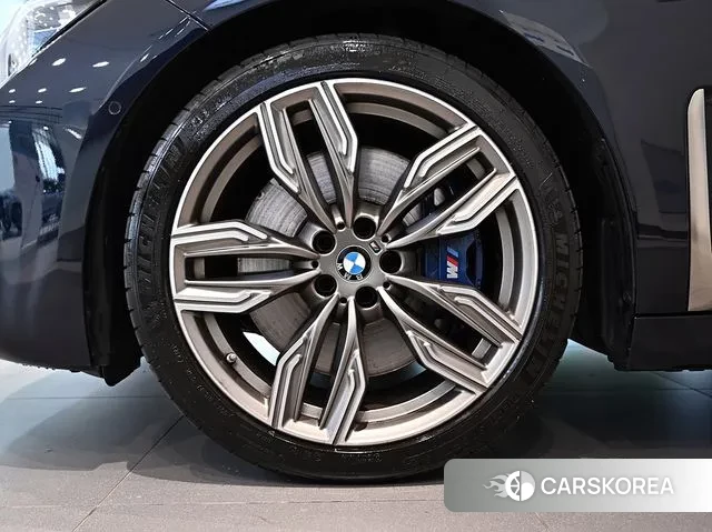 BMW 7 Series (G11) id 3407836 из Кореи 10