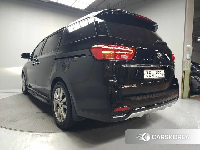 Kia The New Carnival id 4842683 из Кореи 15