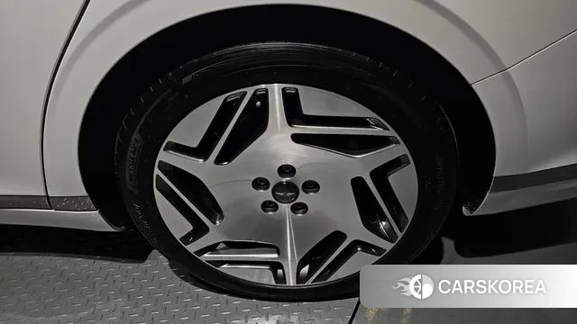 Genesis G90 (RS4) id 3453116 из Кореи 15