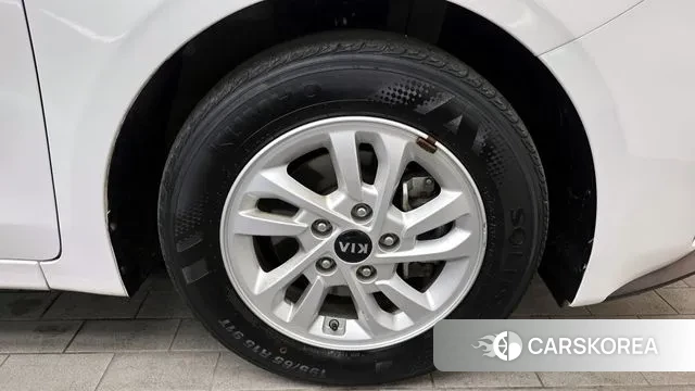 Kia Come New K3 id 3753174 из Кореи 15