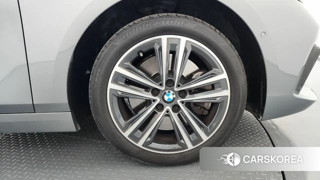 BMW 1 Series (F40) id 3799777 из Кореи 15