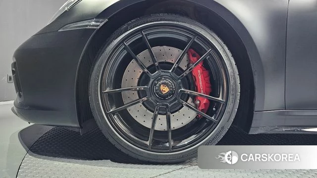 Porsche 911(992) id 4871521 из Кореи 15