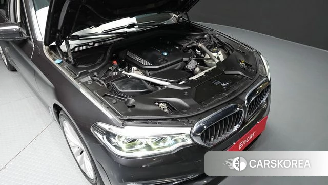 BMW 5 Series (G30) id 4856088 из Кореи 27