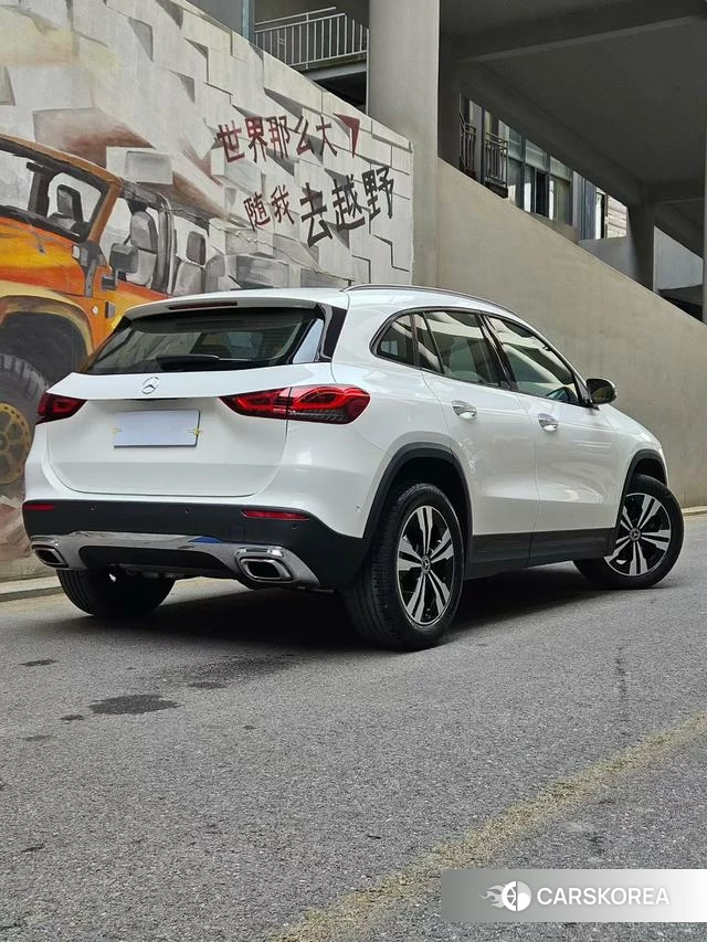 Mercedes-Benz GLA 2021 Белый из Китая, фото 5