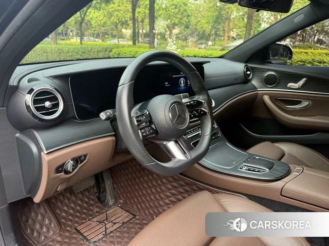 Mercedes-Benz E-class id 4222391 из Китая 30
