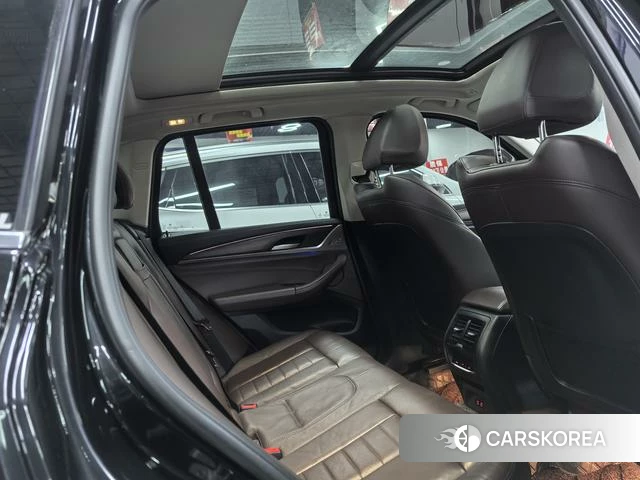 BMW X3 id 4307497 из Китая 16