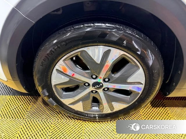 Kia Niro Plus id 3832545 из Кореи 15