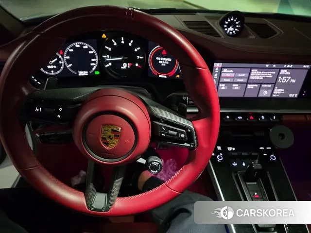 Porsche 911(992) id 3735886 из Кореи 7