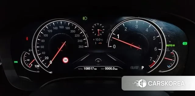 BMW 5 Series (G30) id 3705932 из Кореи 15