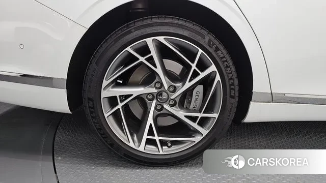 Genesis G90 (RS4) id 3591590 из Кореи 15