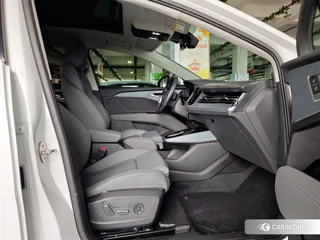Audi Q5 e-tron id 4546530 из Китая 24