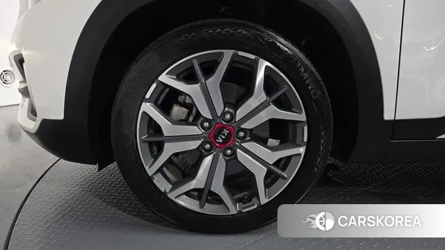 Kia Seltos id 3197637 из Кореи 15