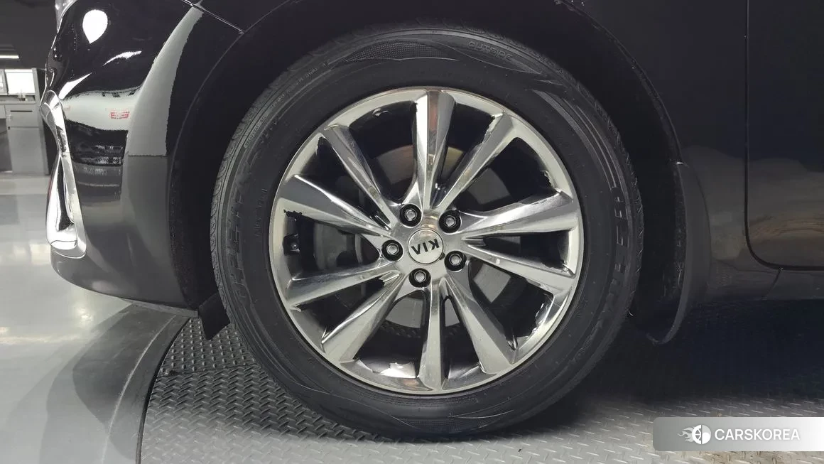 Kia The New Carnival id 2170584 из Кореи 15