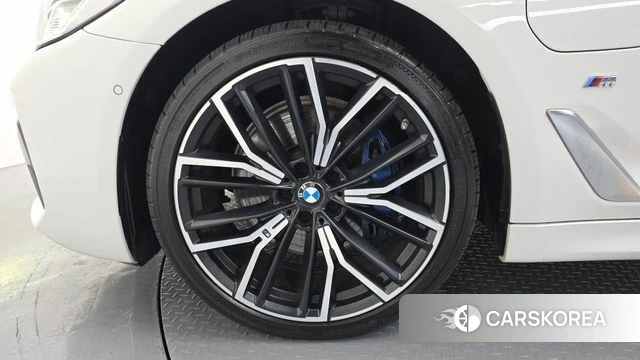 BMW 5 Series (G30) id 4317264 из Кореи 25