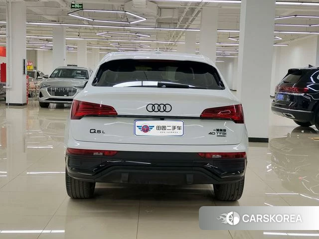 Audi Q5L Sportback 2024 Белый из Китая, фото 6