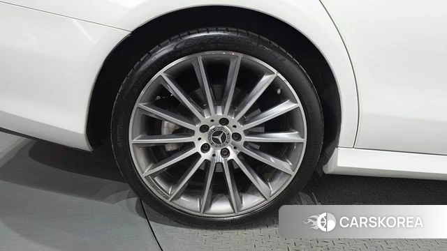 Mercedes-Benz E-Class W213 id 3934990 из Кореи 15